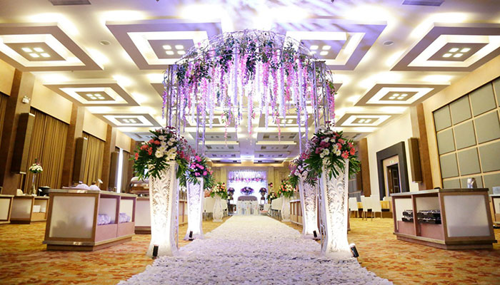 Eastparc Hotel Yogyakarta eastparchotel.com 10 Lebih Daftar Catering Pernikahan Terbaik di Kalirejo