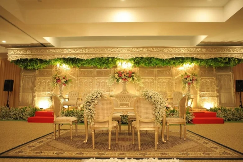 e6e03a9a44d6fa57b9d3f9c961772ee4e5c5fbe1 Prosesi Siraman: Tradisi yang Menyegarkan dari Jagarasa Wedding Organizer Surabaya