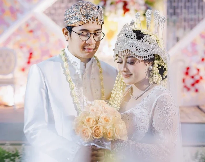 pernikahan0022 Paket Wedding Lengkap Murah di Larangan Indah Banten