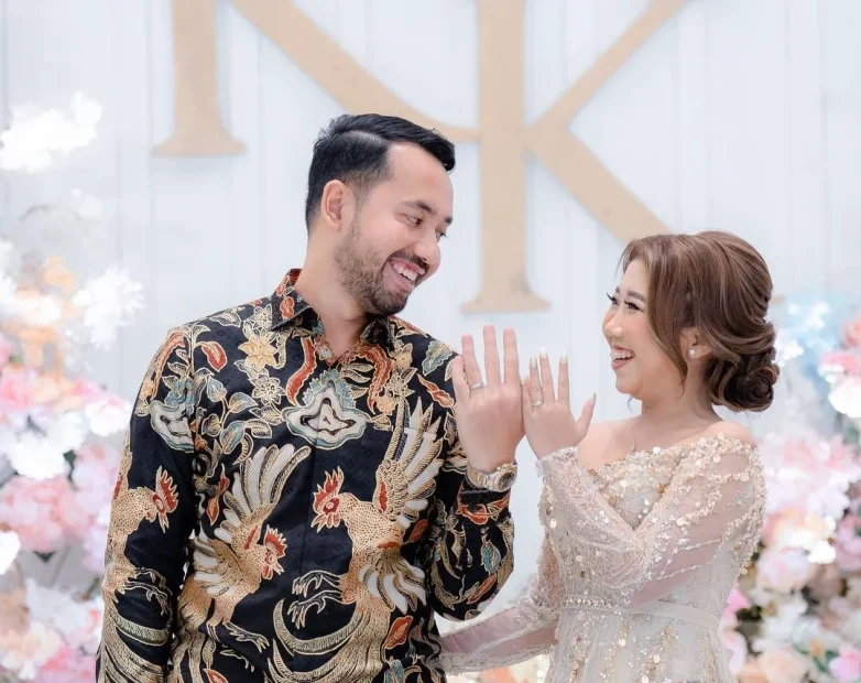 pernikahan0093 Paket Wedding Lengkap Murah di Carangwulung Jawa Timur