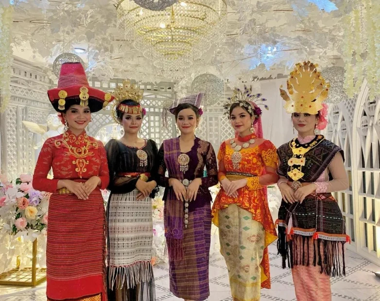 pernikahan0234 Paket Wedding Lengkap Murah di Wirobiting Jawa Timur