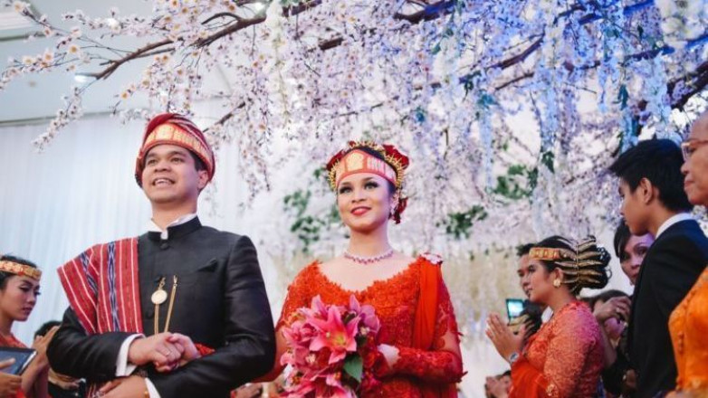 pernikahan0853 Paket Wedding Lengkap Murah di Sumokali Jawa Timur