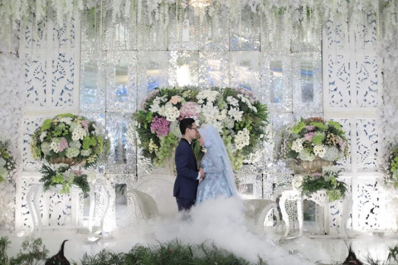 pernikahan1133 Mengapa Menggunakan Wedding Planner Surabaya adalah Pilihan Cerdas untuk Persiapan Pernikahan Anda