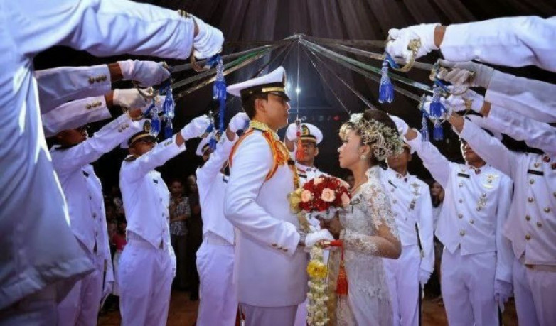 pernikahan1360 3+ Paket Wedding dan Catering Pernikahan Gununganyar Surabaya