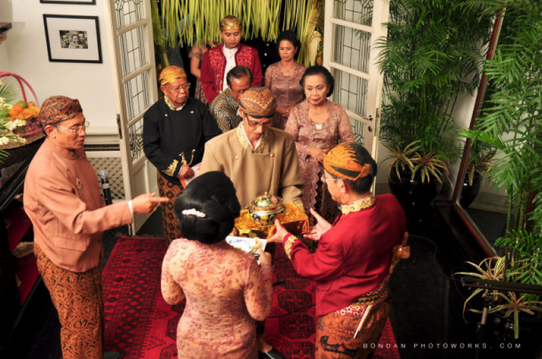 pernikahan1433 Paket Wedding Lengkap Murah di Sekardangan Jawa Timur